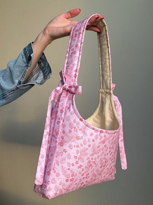 Berry Bow Bag